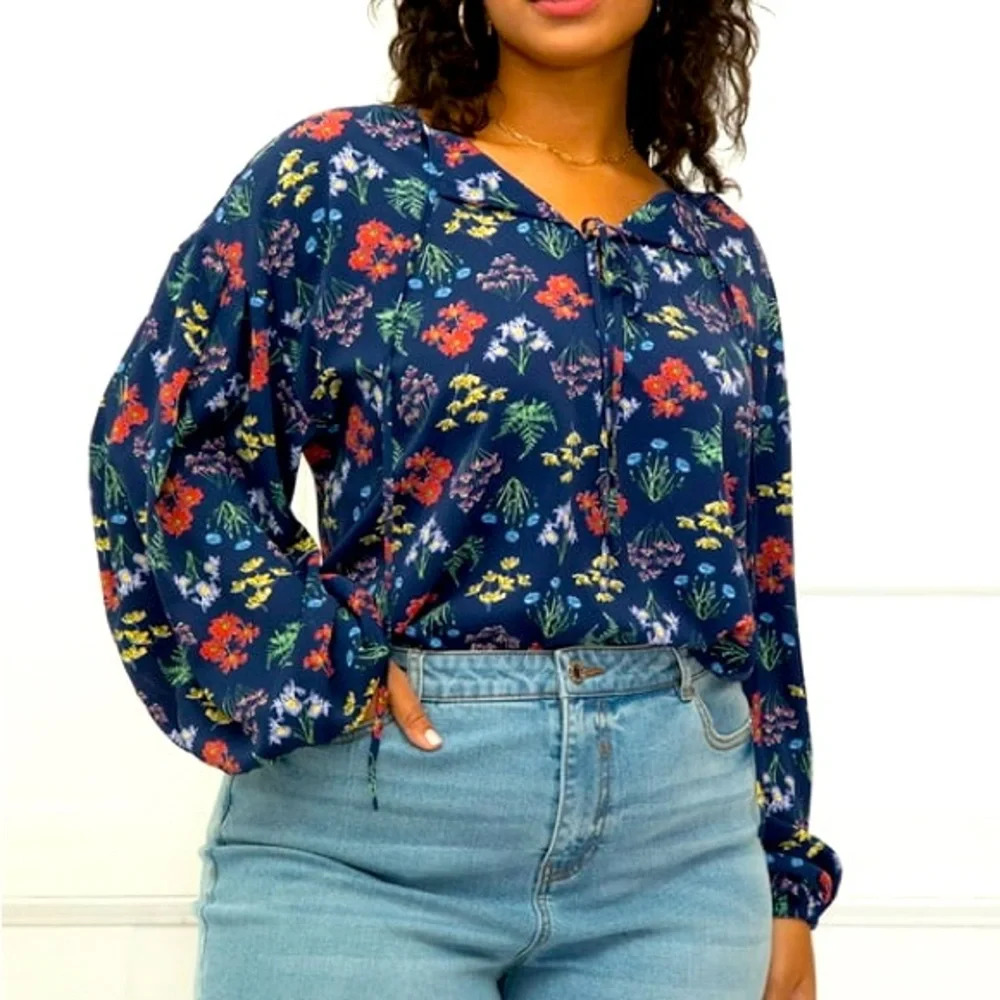 ELOQUII Elements‎ Blue Floral Long Balloon Sleeve Blouse